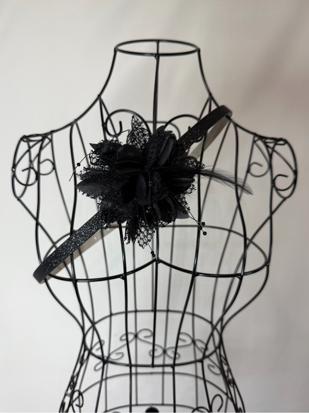 White House Black Market Black Lace Floral Belt